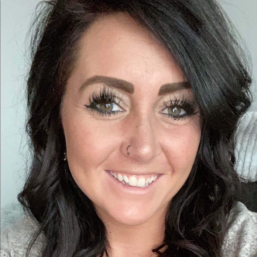 Meet your Posher, Erica